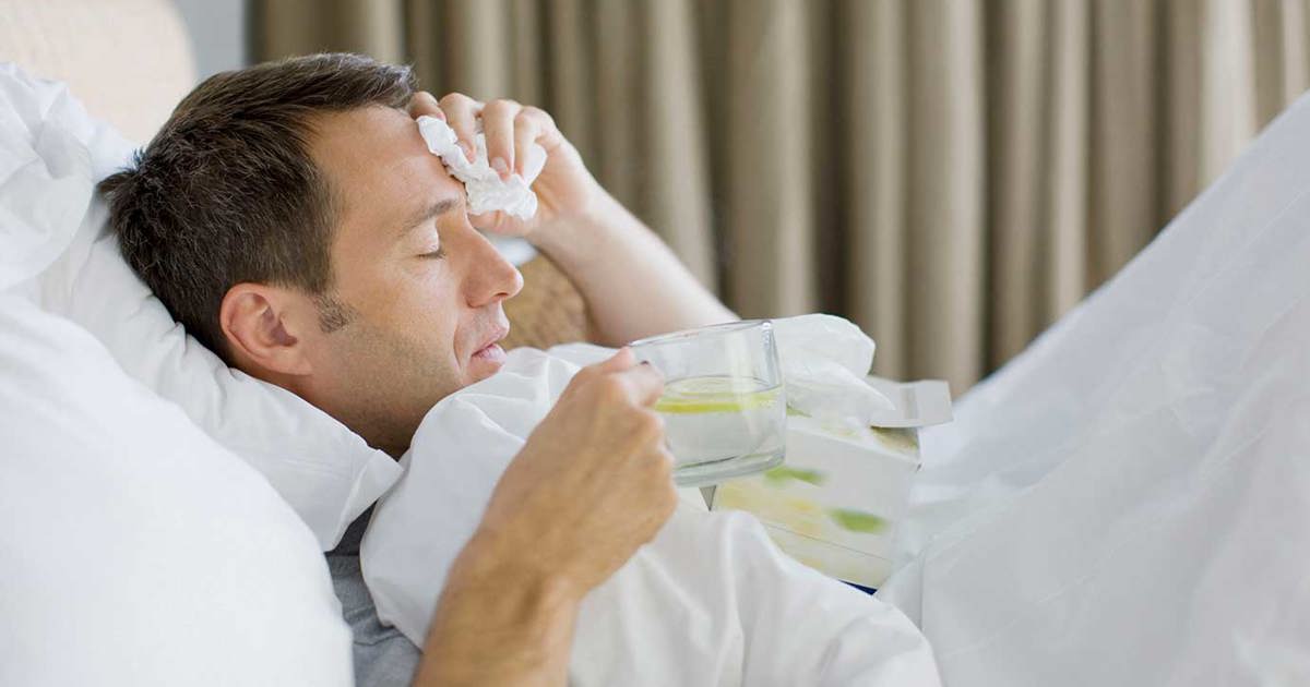 Сильная потливость при простуде, и гриппе: почему мы потеем? thumbnail