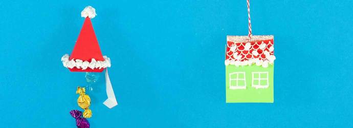 Ideen fürs Verpacken von Weihnachtsgeschenken aus Karton und Taschentüchern in Form von Weihnachtsmütze und geschmücktem Haus