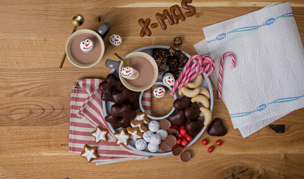 Hot Chocolate Christmas Board