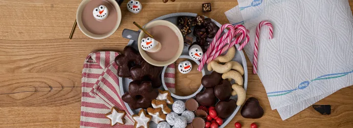 Hot Chocolate Christmas Board